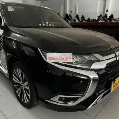Mitsubishi Outlander 2023 Đen Tự động
