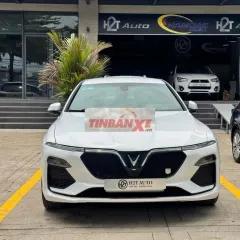 VinFast Lux A Base 2019 Trắng 48.000 km