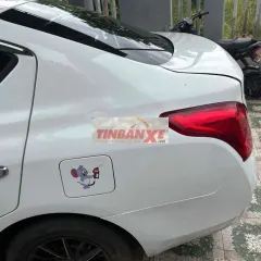 Nissan Sunny Trắng