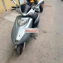 Suzuki 2023 màu Bạc đã sử dụng