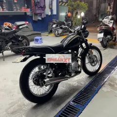 Xe côn tay Yamaha YB125 Đen