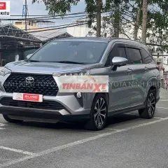 Toyota Veloz Cross Top 2025 Bạc 27.000 Km