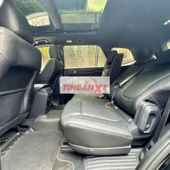 Ford Everest Titanium 4x2 2025 Đen 23.000km