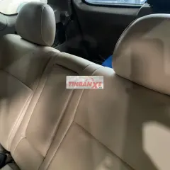 Ford Escape 5 chỗ màu Đen
