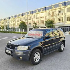 Bán Ford Escape 2004 số sàn. Máy 2.0 hai cầu.