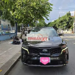 Bán Kia Sorento 2021 Đen 7 chỗ 99094 km