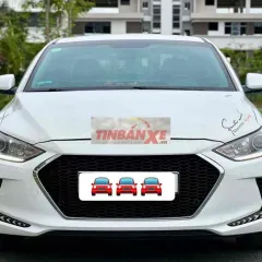 Hyundai Elantra 2018 Tự động 72.000km Trắng