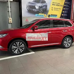 Mitsubishi Outlander Premium 2022 Đỏ 43.400 km