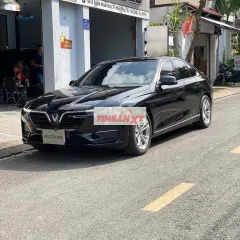 VinFast lux a plus 2020 đen 41.000 km
