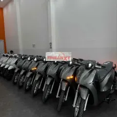 Xe máy điện Dat Bike Quantum S3 Xám Mới 100%