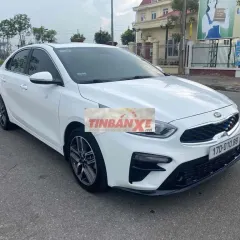 Kia Cerato Trắng Tự động Xe gia đình
