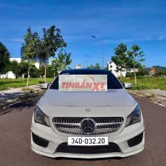 Mercedes-Benz CLA 200 2014 Sedan 80000 km Xám