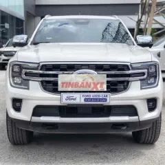 Ford Everest Titanium 4x4 2025 Trắng