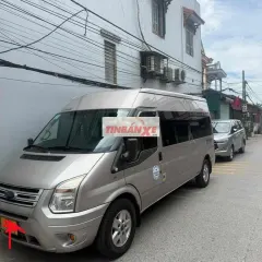 Ford Transit 2028 16 chỗ Vàng cát
