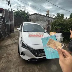 Hyundai Accent 2024 Tự động 20.000 km Trắng