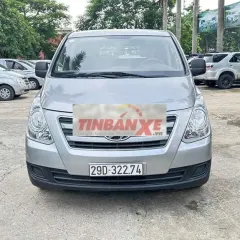 Hyundai Starex van 3 chỗ 2016 tải 900kg