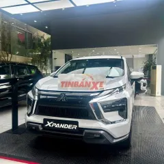 Xpander Premium xả kho giá huỷ diệt