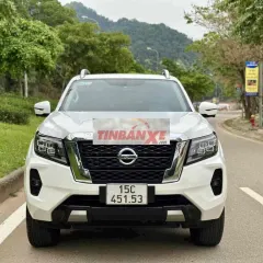 Nissan Navara VL Trắng Tự động 2.7 vạn km