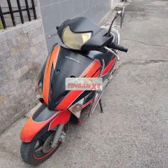 Honda SCR Đỏ đen
