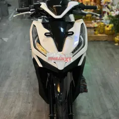 Vario 125 úp khoá ga trắng ánh kim nợ xấu trả 11tr
