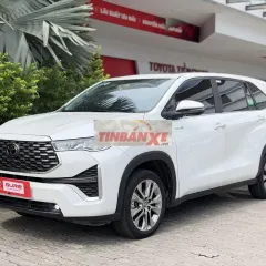 Cần bán Toyota Innova Cross 2.0hev 2024 giá tốt