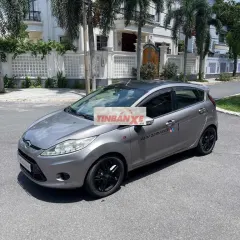 Ford Fiesta 2011 Xám 5 chỗ