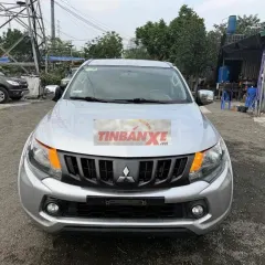 Mitsubishi Triton Bạc 2017 MT 1 cầu
