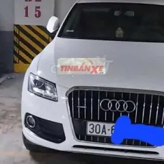 Audi Q5 Trắng 5 chỗ