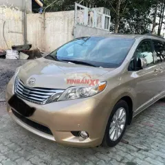 Toyota Sienna Limited 2010 3.5 - 2010