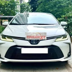Toyota Altis 1.8 HEV 2022 Trắng Tự động