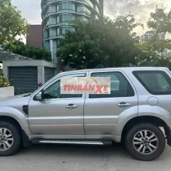 Ford Escape 2012 màu Bạc