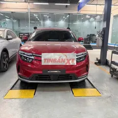 VF8 Plus pin SDI 2023 màu đỏ nội thất nâu rất sang