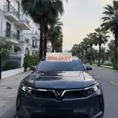 Vinfast VF9 Plus 7 chỗ Xám Điện 100km