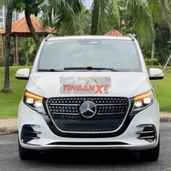 Mercedes-Benz V300 AMG 2026 8.00km Trắng