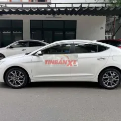 Hyundai Elantra 2021 2.0 cao cấp Trắng