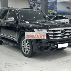 Toyota Land Cruiser LC300 2026 5000 km Đen
