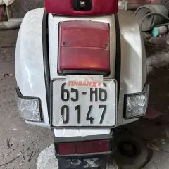 Piaggio Vespa PX Trắng Hợp pháp
