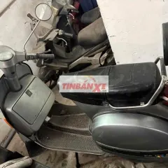 Piaggio Vespa PX150 Xám