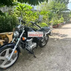 Suzuki GZ125 HS Cổ điển Đen