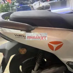 Xe máy điện Yadea VoltGuard VC181 E Trắng
