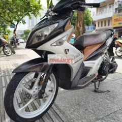 Yamaha Nouvo 4 Nâu, Bạc, Đen