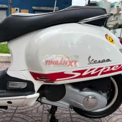 Piaggio Vespa GTS 125 Super 2013 Trắng 13.300 km