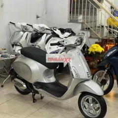 Piaggio Vespa 125 2016 Bạc Phoche.Xe chất.Giá tốt