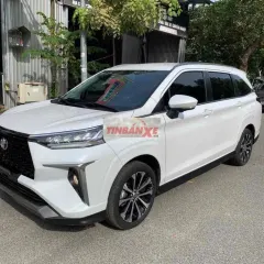 Toyota Veloz Cross TOP Trắng 35.516 km