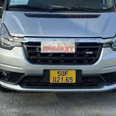 Ford Transit 2022 16 chỗ Bạc