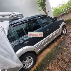Mitsubishi Jolie 2004 Xanh