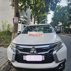 Mitsubishi Pajero Sport 2019 Nhập khẩu