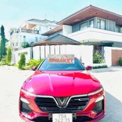 VinFast Lux A2.0 Turbo Đỏ 88.825 km