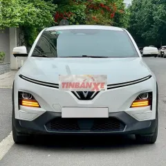 VinFast VF6 Plus 2025 Trắng 2 vạn km