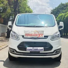 Ford Tourneo Titanium 2019 Trắng